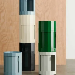 Container|Container^HAY Facet Container niedrig mit Füßen und Rollen