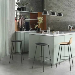 Barhocker^Muuto Fiber Barhocker mit Rückenlehne 75cm