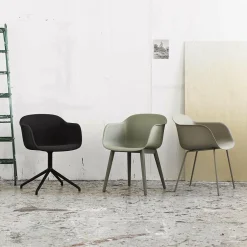 Muuto Fiber Chair Armlehnstuhl mit Holzgestell Recycelt| Stühle