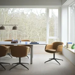 Muuto Fiber Conference Drehstuhl gepolstert Leder| Stühle