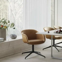 Muuto Fiber Conference Drehstuhl gepolstert Leder| Stühle