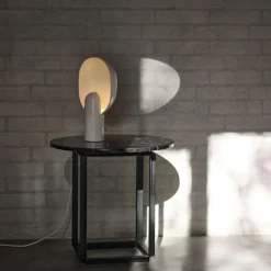 Tische^New Works Florence Beistelltisch Ø50cm