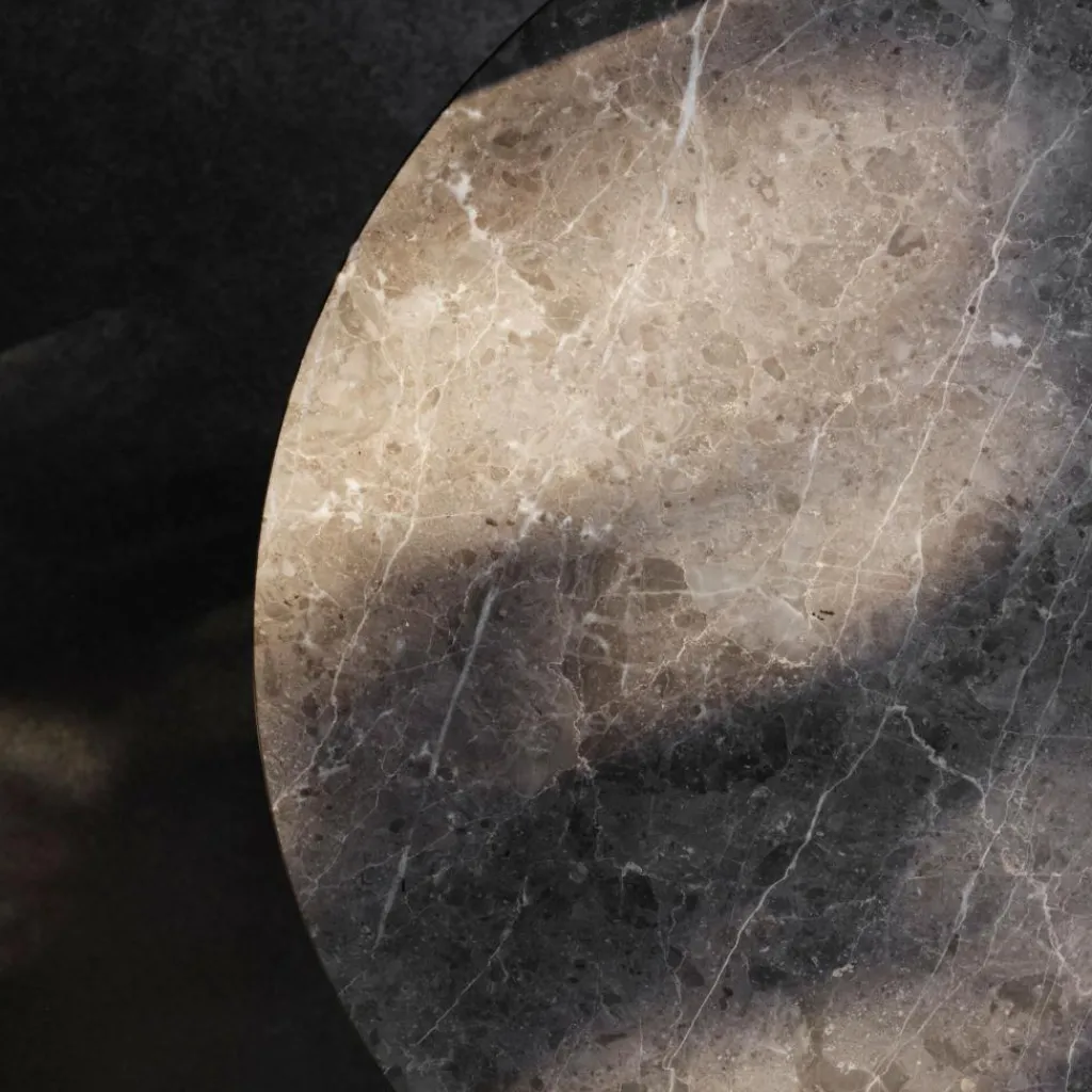 Tische^New Works Florence Beistelltisch Ø50cm