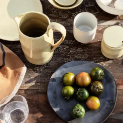 Kannen & Karaffen^Ferm Living Flow Krug 1L