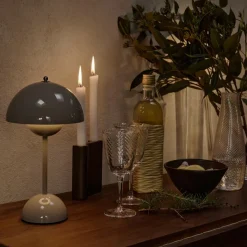 Outdoor-Akkuleuchten|Outdoor-Akkuleuchten^&Tradition Flowerpot VP9 LED Akku Tischleuchte