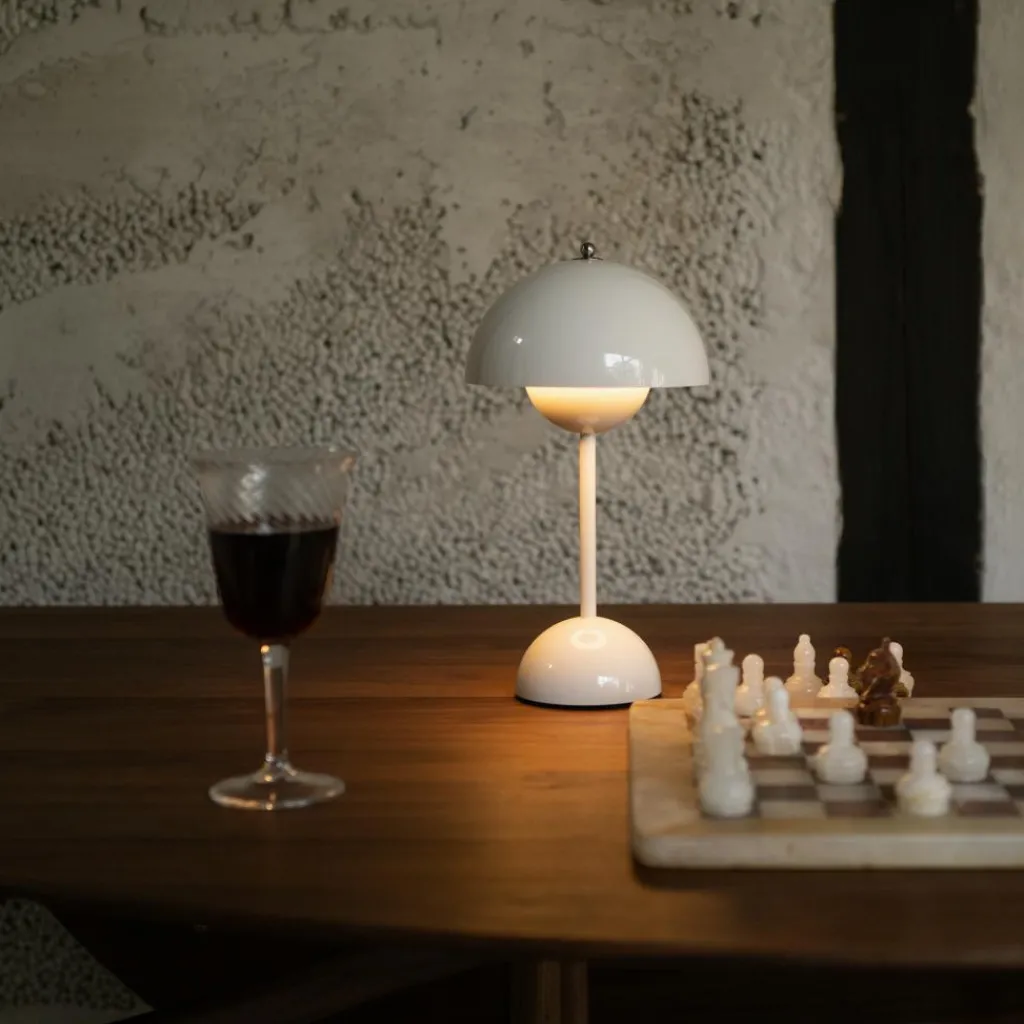 Outdoor-Akkuleuchten|Outdoor-Akkuleuchten^&Tradition Flowerpot VP9 LED Akku Tischleuchte