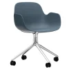 Bürostühle^Normann Copenhagen Form Armlehndrehstuhl mit Rollen 4W Gestell Aluminium