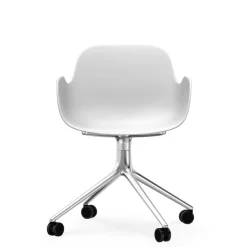 Bürostühle^Normann Copenhagen Form Armlehndrehstuhl mit Rollen 4W Gestell Aluminium
