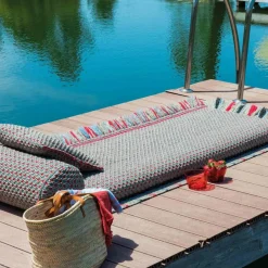 GAN Garden Layers Small Roll Kissen| Outdoor-Textilien