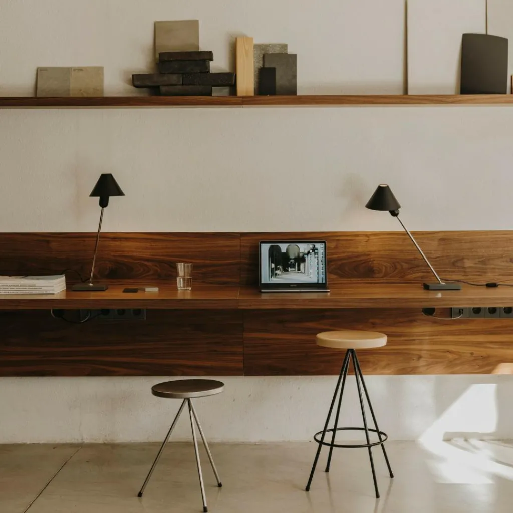 Tischleuchten^Santa & Cole Gira Tischleuchte