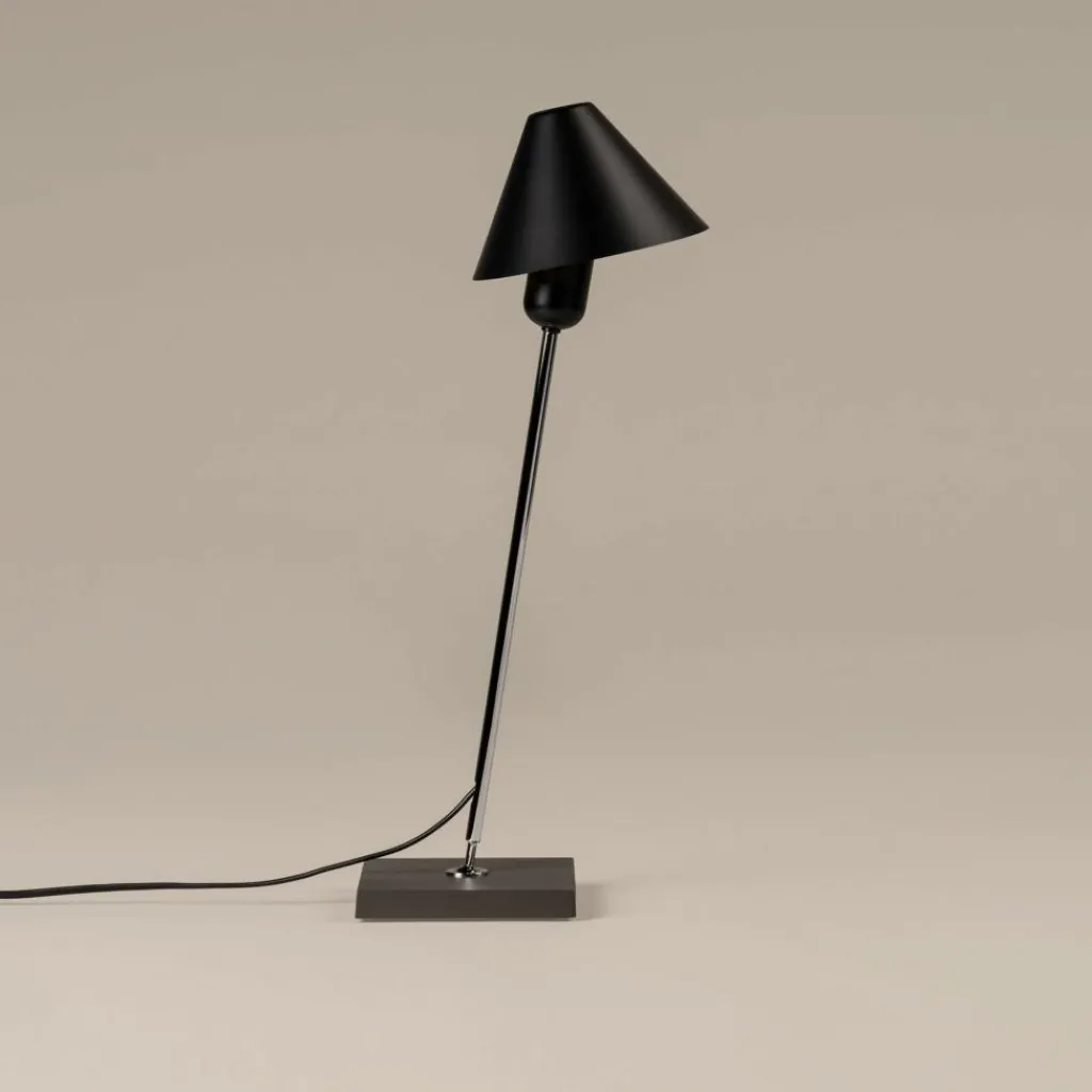 Tischleuchten^Santa & Cole Gira Tischleuchte