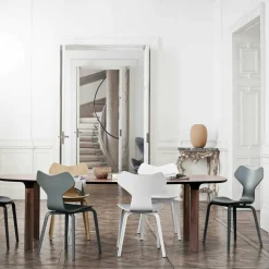 Stühle^Fritz Hansen Grand Prix™ Stuhl mit Holzgestell