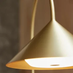 Frandsen Grasp LED Akkuleuchte tragbar H 72cm| Outdoor-Akkuleuchten|Outdoor-Akkuleuchten