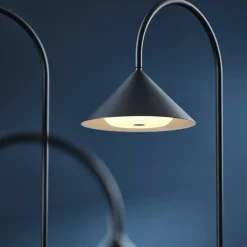 Frandsen Grasp LED Akkuleuchte tragbar H 72cm| Outdoor-Akkuleuchten|Outdoor-Akkuleuchten