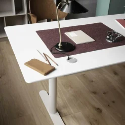 Montana HiLow 2 Schreibtisch höhenverstellbar 90x180cm| Schreibtische