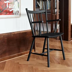 Stühle^HAY J42 Armlehnstuhl Buche