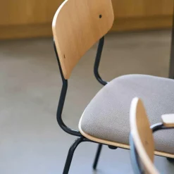 FDB Møbler J182 Holmen Stuhl stapelbar gepolstert| Stühle