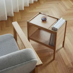 Tische^Form & Refine Journal Beistelltisch