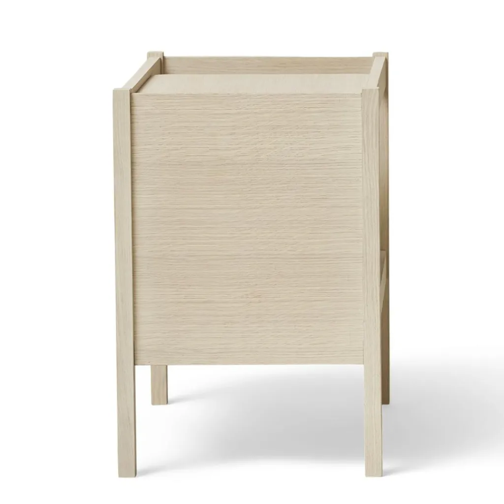 Form & Refine Journal Beistelltisch| Beistelltische