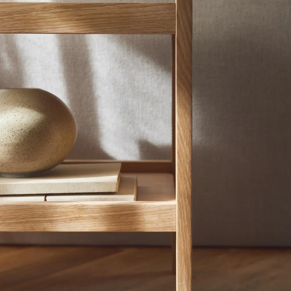 Form & Refine Journal Beistelltisch| Beistelltische