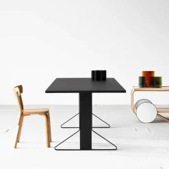 Tische|Esstische^Artek Kaari REB012 Tisch Eiche schwarz 160x80cm
