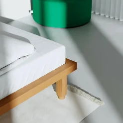 OUT Objekte unserer Tage Kaya XLarge Doppelbett 200x200cm ohne Kopfteil| Betten