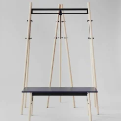 Artek Kiila Kleiderständer 133x192x55cm| Garderoben