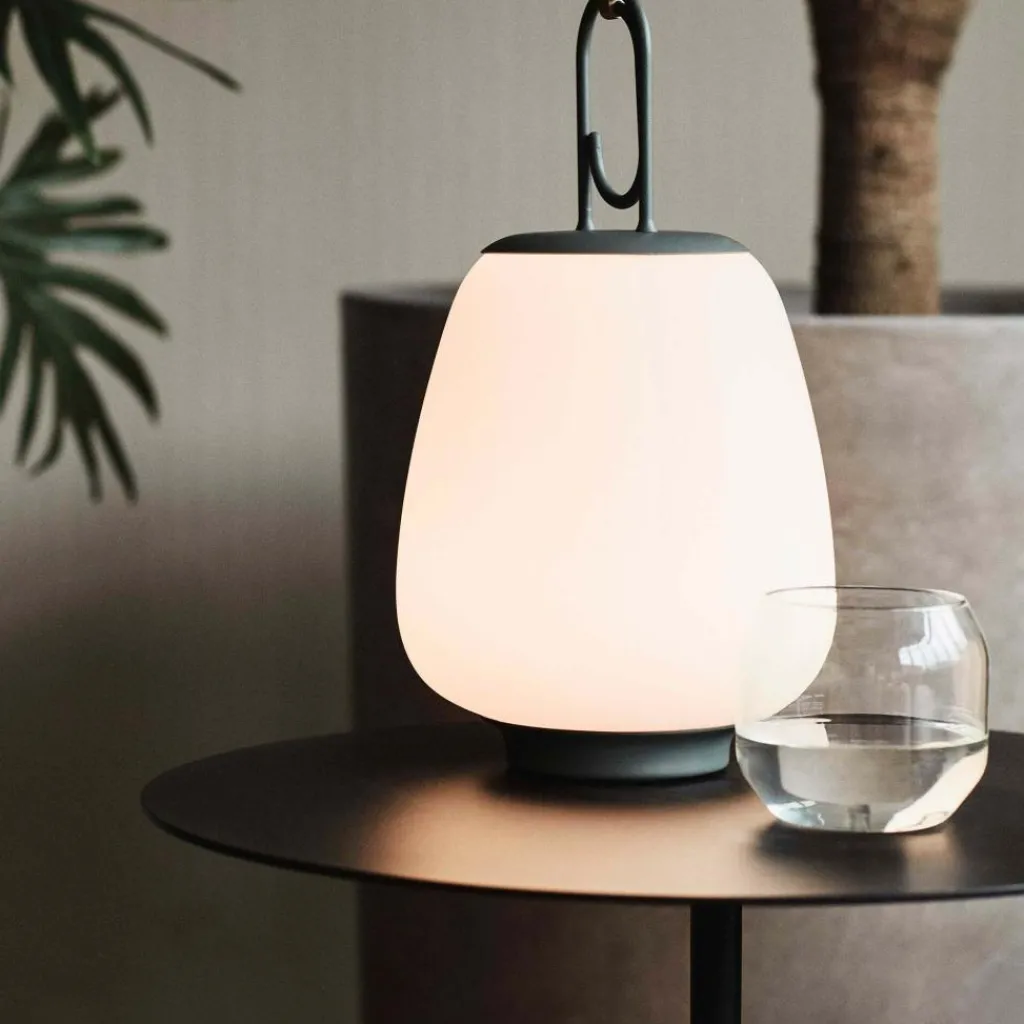 &Tradition Lato LN8 Beistelltisch Platte Stahl rund| Beistelltische