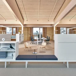 Stühle^Vitra LCW Stuhl