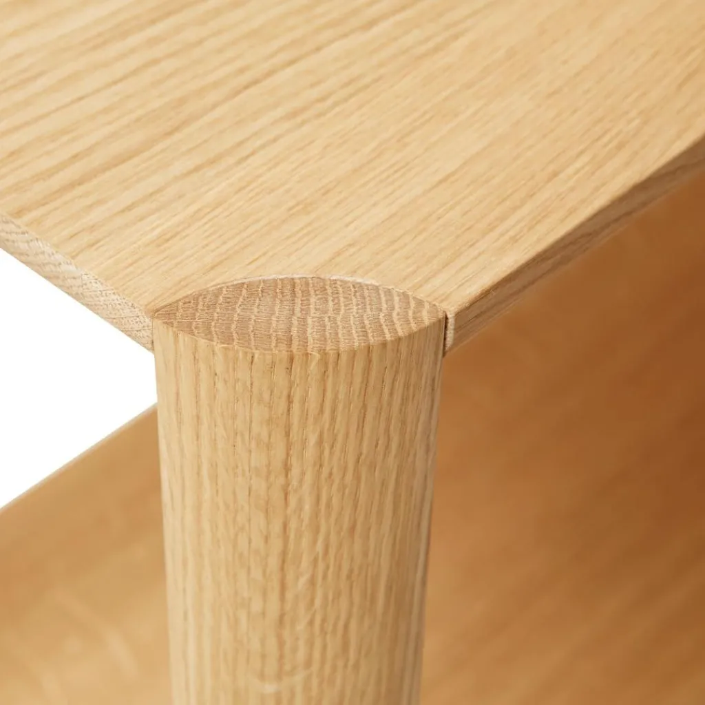 Form & Refine Leaf 2x2 Regal| Regale