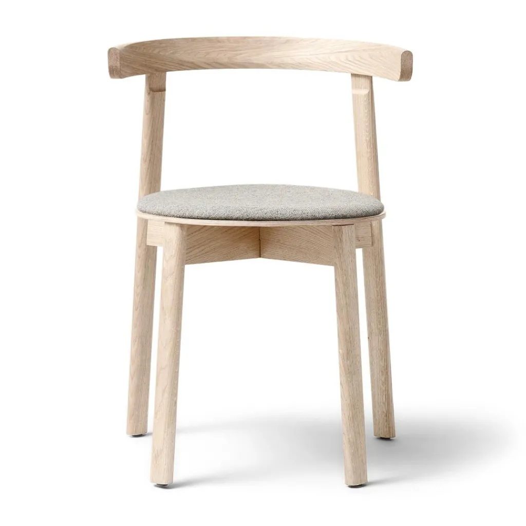 Stühle^Form & Refine Lunar Stuhl gepolstert