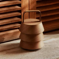 Ferm Living Luver LED Tischleuchte mit Akku| Outdoor-Akkuleuchten|Outdoor-Akkuleuchten