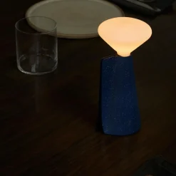 Outdoor-Akkuleuchten|Outdoor-Akkuleuchten^Tala Mantle Portable LED Akkuleuchte