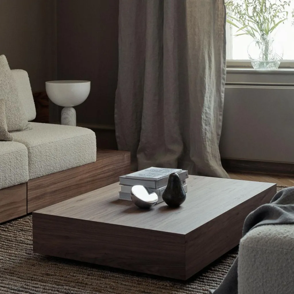 Beistelltische|Tische^New Works Mass Wide Couchtisch