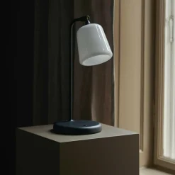 New Works Material New Editions Tischleuchte Opalglas| Tischleuchten