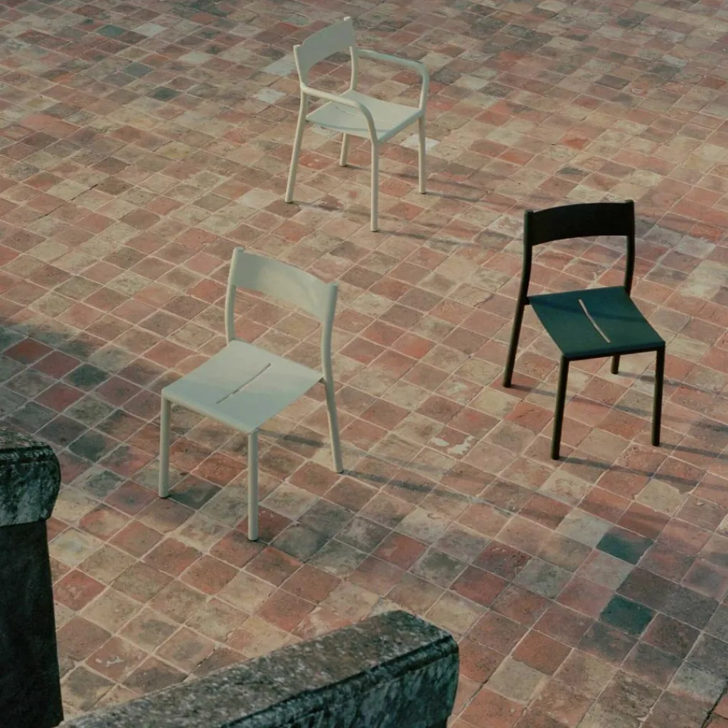 Gartenstühle^New Works May Gartenstuhl