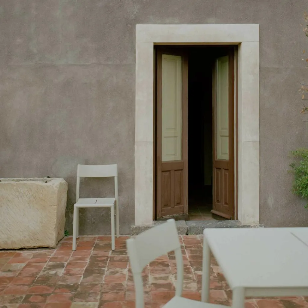 Gartenstühle^New Works May Gartenstuhl