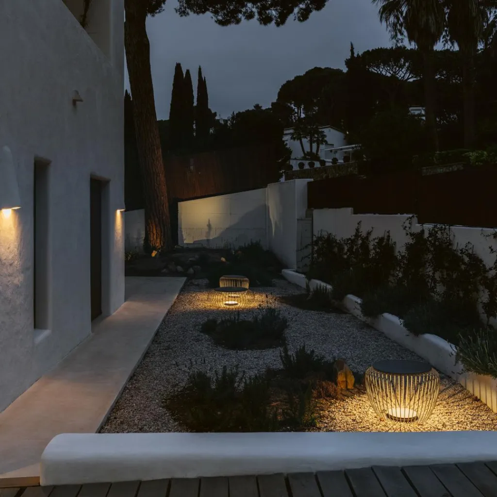 Bodenleuchten Außen|Bodenleuchten Außen^Vibia Meridiano 4710 LED Außenbodenleuchte