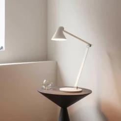 Tischleuchten^Louis Poulsen NJP LED Tischleuchte