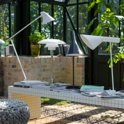 Tischleuchten^Louis Poulsen NJP LED Tischleuchte