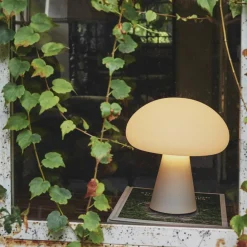 Gubi Obello LED Akkuleuchte| Outdoor-Akkuleuchten|Outdoor-Akkuleuchten