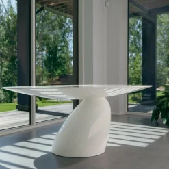 Esstische^Eero Aarnio Originals Parabel Oval Esstisch 164x110cm