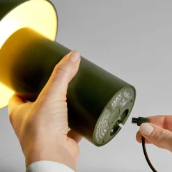 Outdoor-Akkuleuchten|Outdoor-Akkuleuchten^HAY PC Portable Akkuleuchte