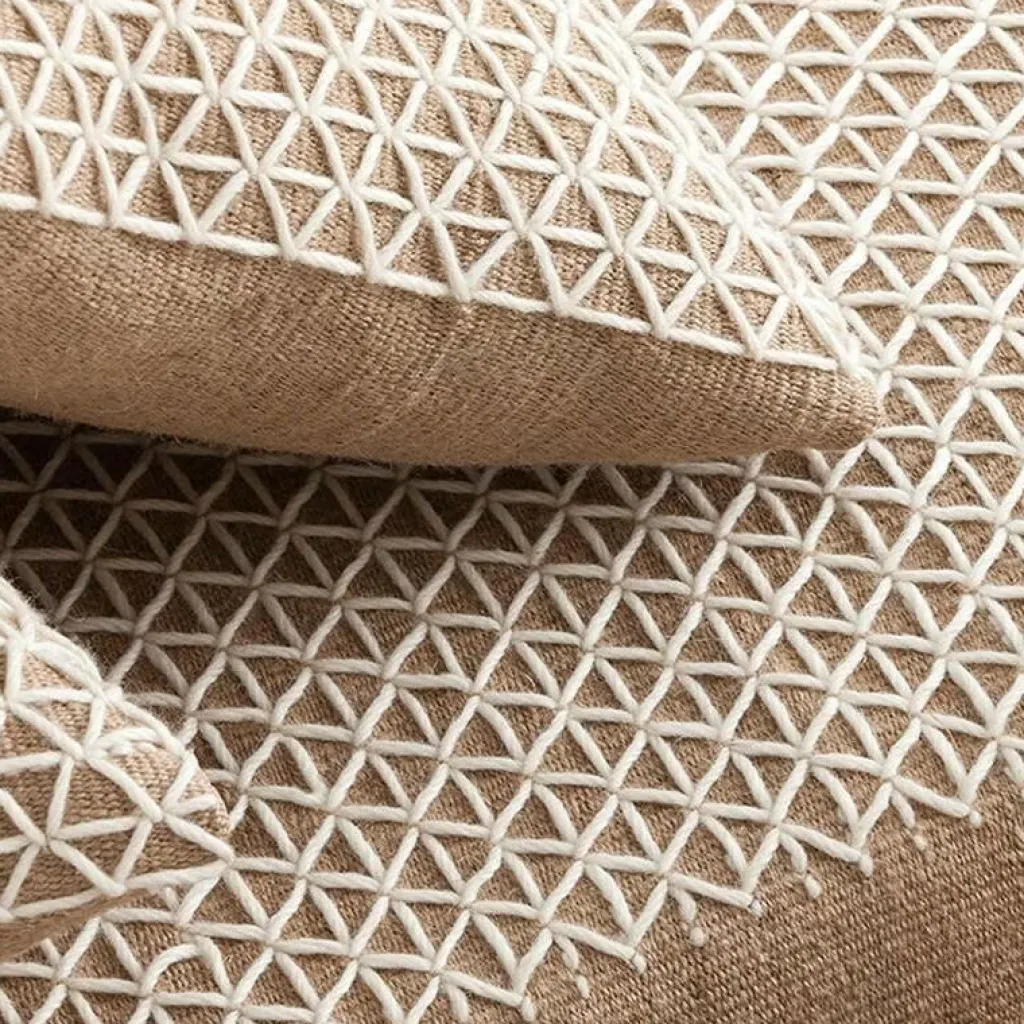 Kissen^GAN Raw Kissen