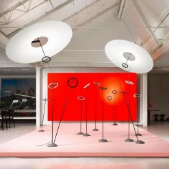 Stehleuchten^Ingo Maurer Ringelpiez LED Stehleuchte