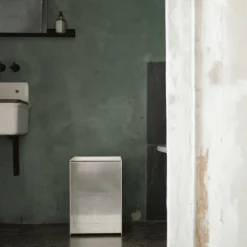 Frama Rivet Beistelltisch 32,8x48x32,8cm| Beistelltische|Tische