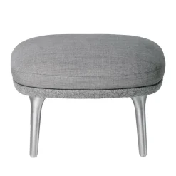 Fritz Hansen Ro™ JH11 Fußhocker Stoff Füße aus Aluminium| Hocker