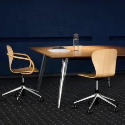 Thonet S 220 FDRW Drehstuhl mit Rollen| Stühle