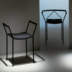 Hocker^Zeus Savonarola Hocker mit Armlehnen