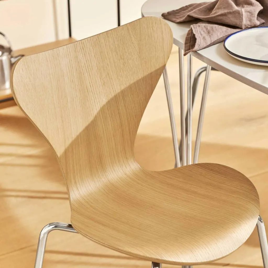 Fritz Hansen Serie 7™ Juniorstuhl Braun Bronze|Kinder Kinderstühle